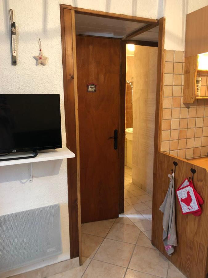 Appartement Rez De Jardin Montee De L'Alpe D'Huez La Garde  Buitenkant foto