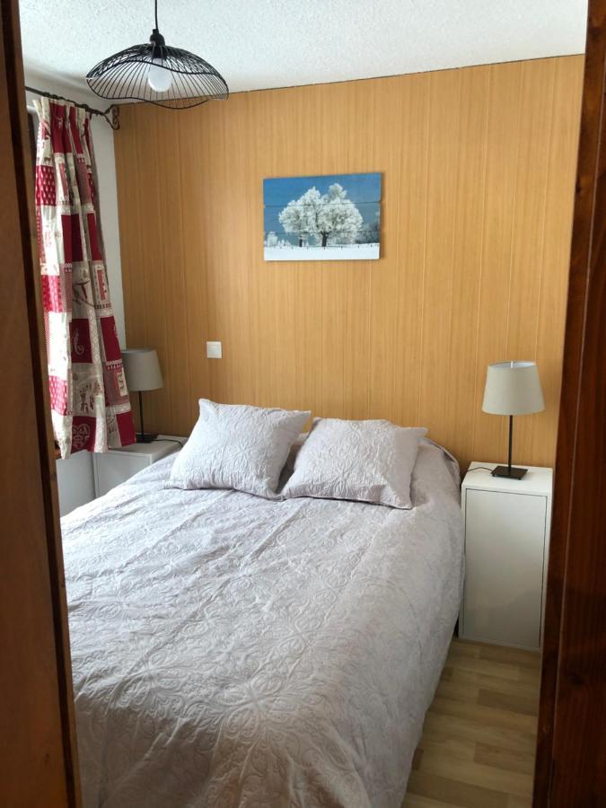 Appartement Rez De Jardin Montee De L'Alpe D'Huez La Garde  Buitenkant foto