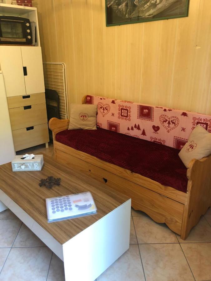 Appartement Rez De Jardin Montee De L'Alpe D'Huez La Garde  Buitenkant foto